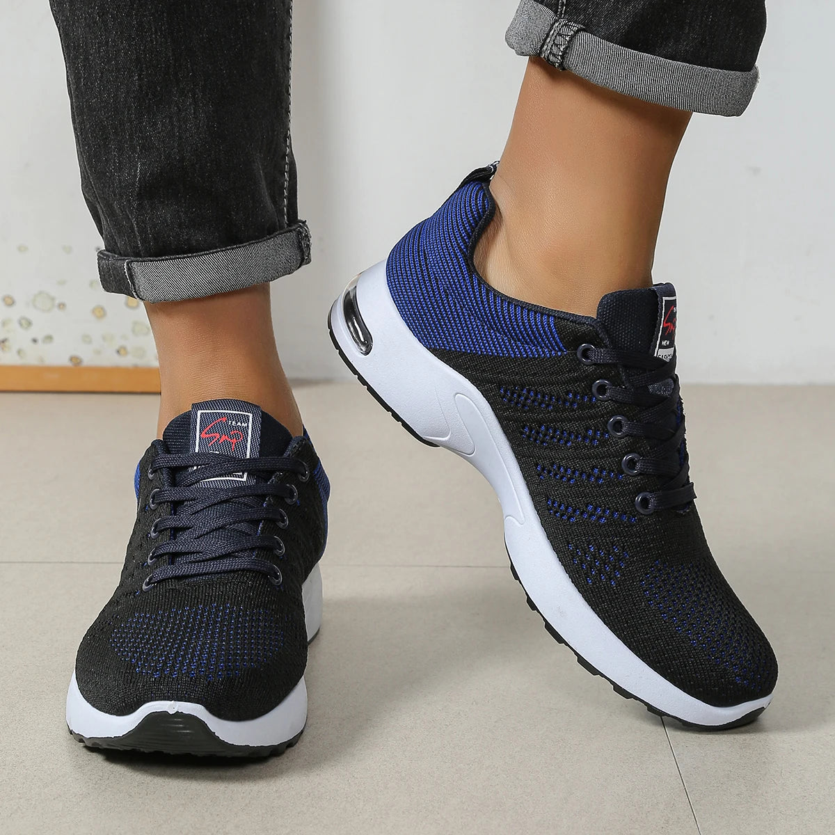 Men’s Breathable Lace-Up Running Sneakers Non-Slip Pillow Comfort Shoes